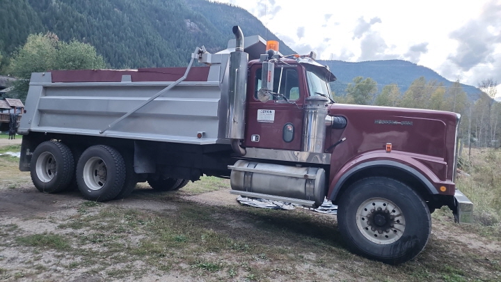 canada bc nelson truck